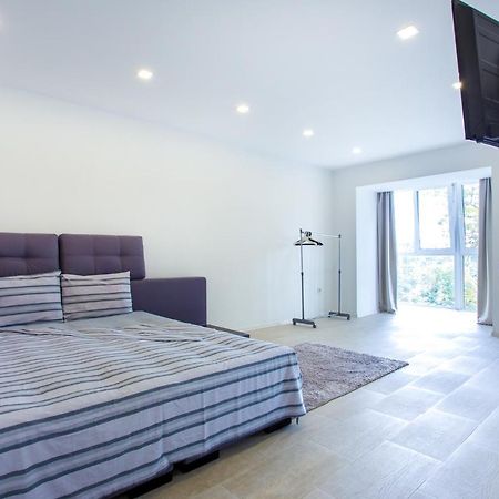 Top View Apartment In The Center Херсон Экстерьер фото
