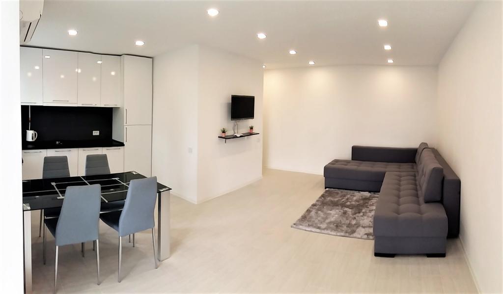Top View Apartment In The Center Херсон Экстерьер фото
