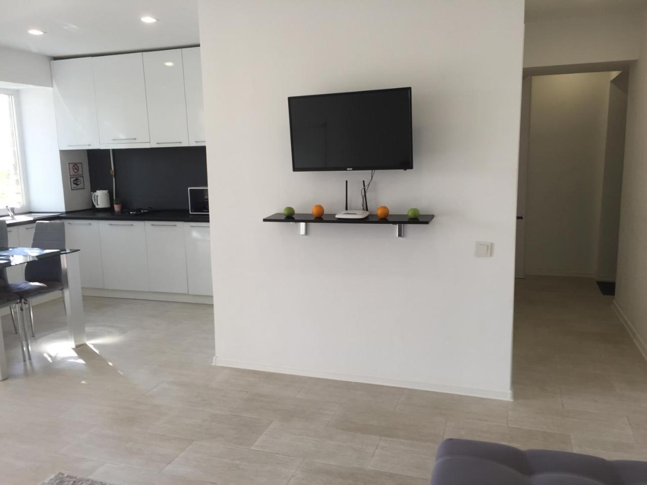 Top View Apartment In The Center Херсон Экстерьер фото